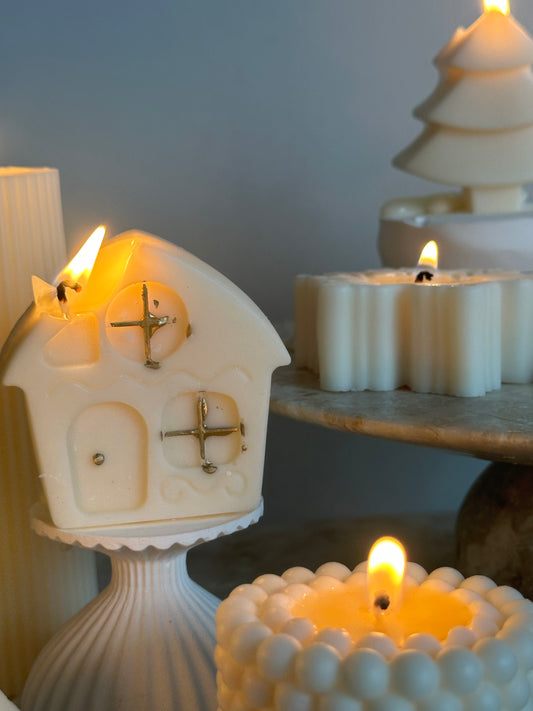 Glitter House Christmas Candle