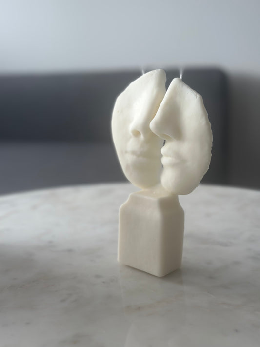 Round Face Candle – minimalist and modern decor piece for your home.